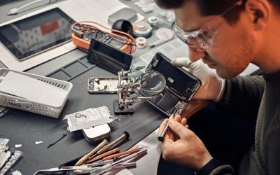 When Gadgets Whisper: Delving into the Heartbeat of Phone Repair